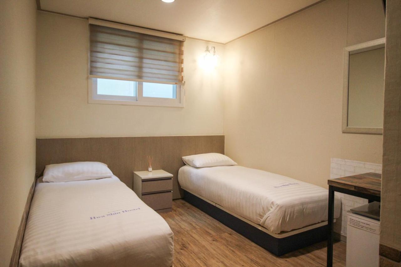 Dongdaemun Hwashin Hostel Szöul Kültér fotó