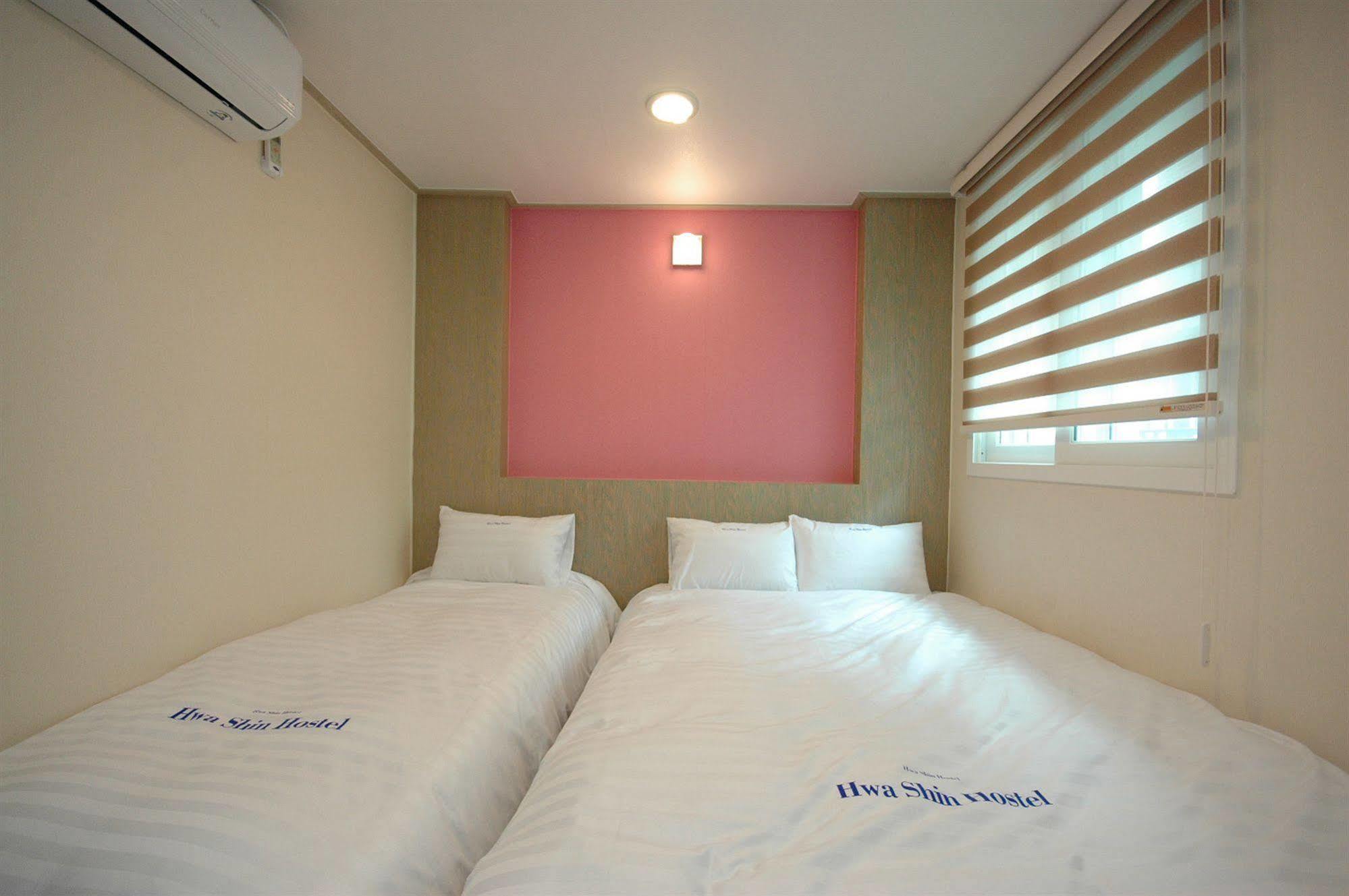 Dongdaemun Hwashin Hostel Szöul Kültér fotó
