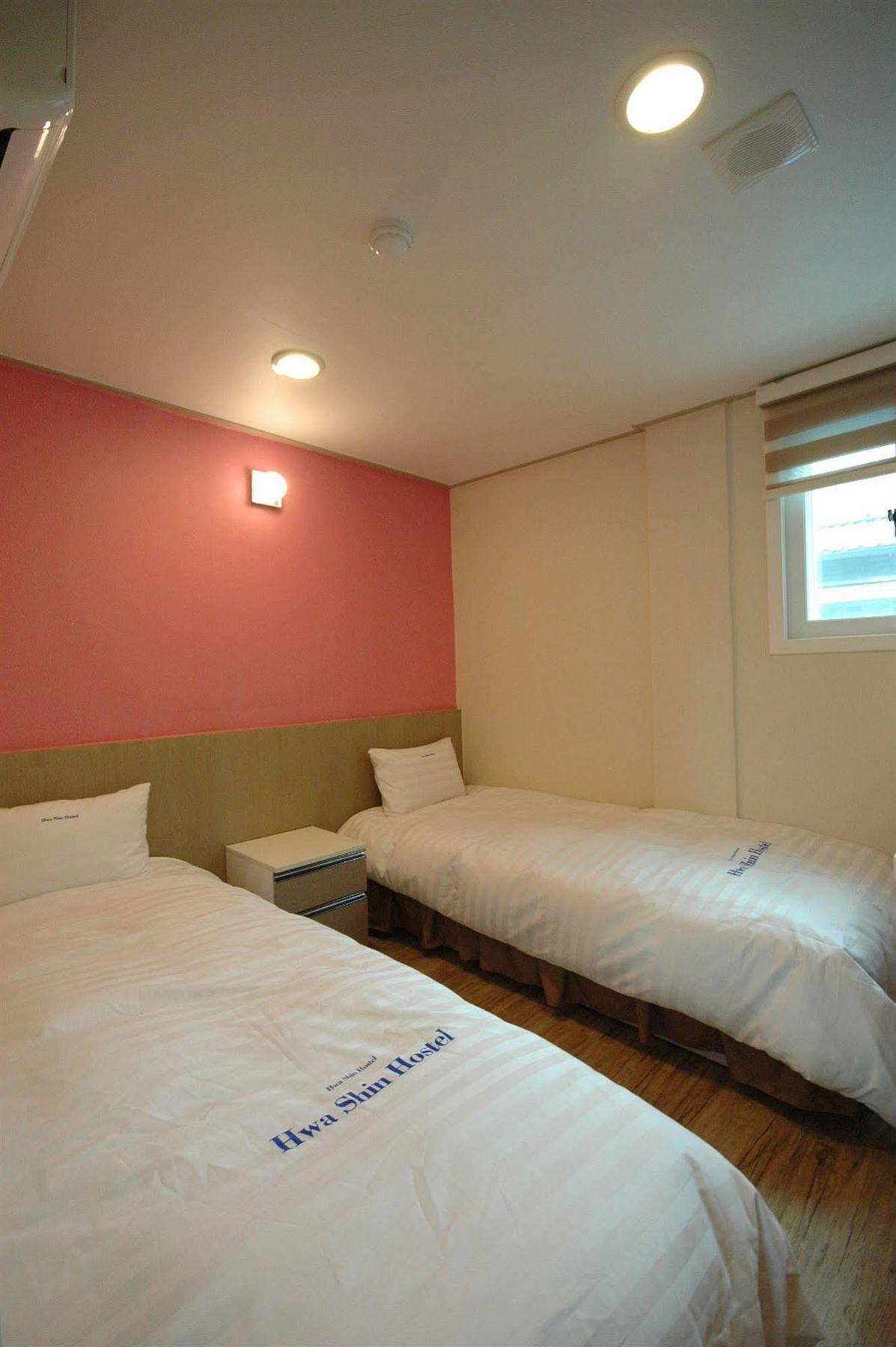Dongdaemun Hwashin Hostel Szöul Kültér fotó
